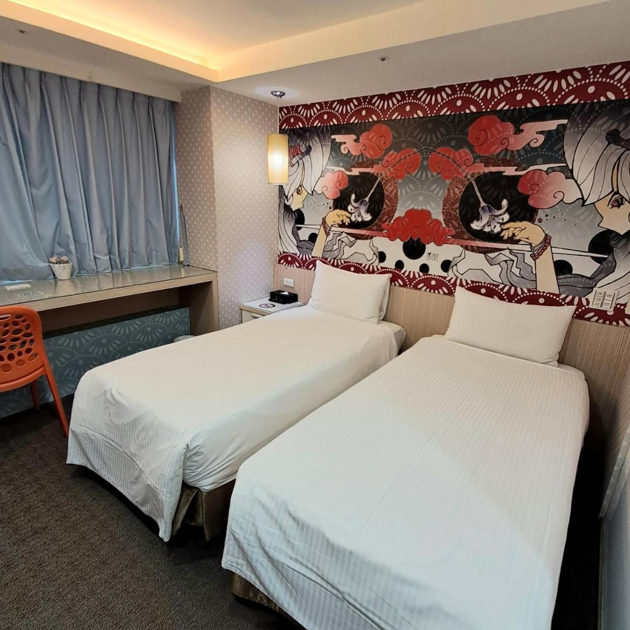 Morwing Hotel Fuzhong Taipé Exterior foto